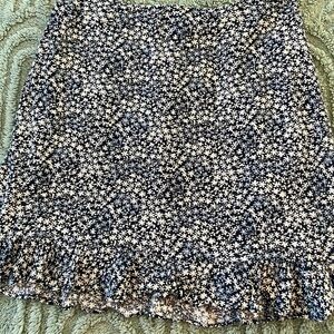 Abercrombie & Fitch Black and White Ruffled Mini Skirt